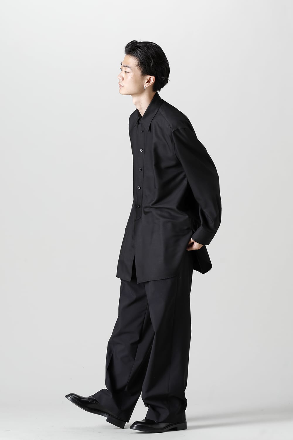 Middle Length Shirt Black