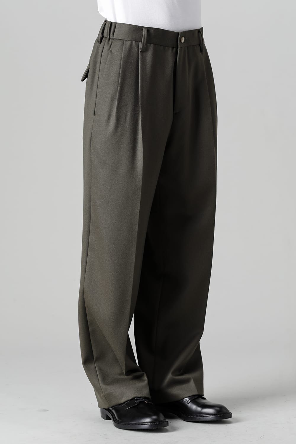 Two Tucks Wide Pants Army Green