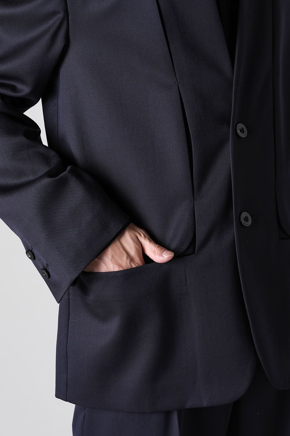 Lapel Less Cutting Jacket