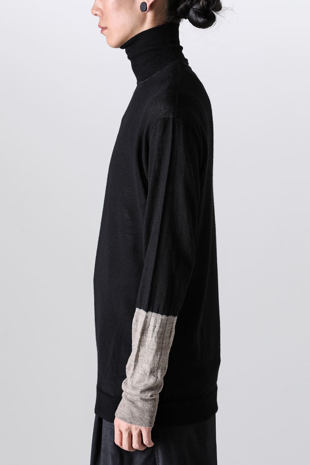 High Neck Pull Over Knit Black