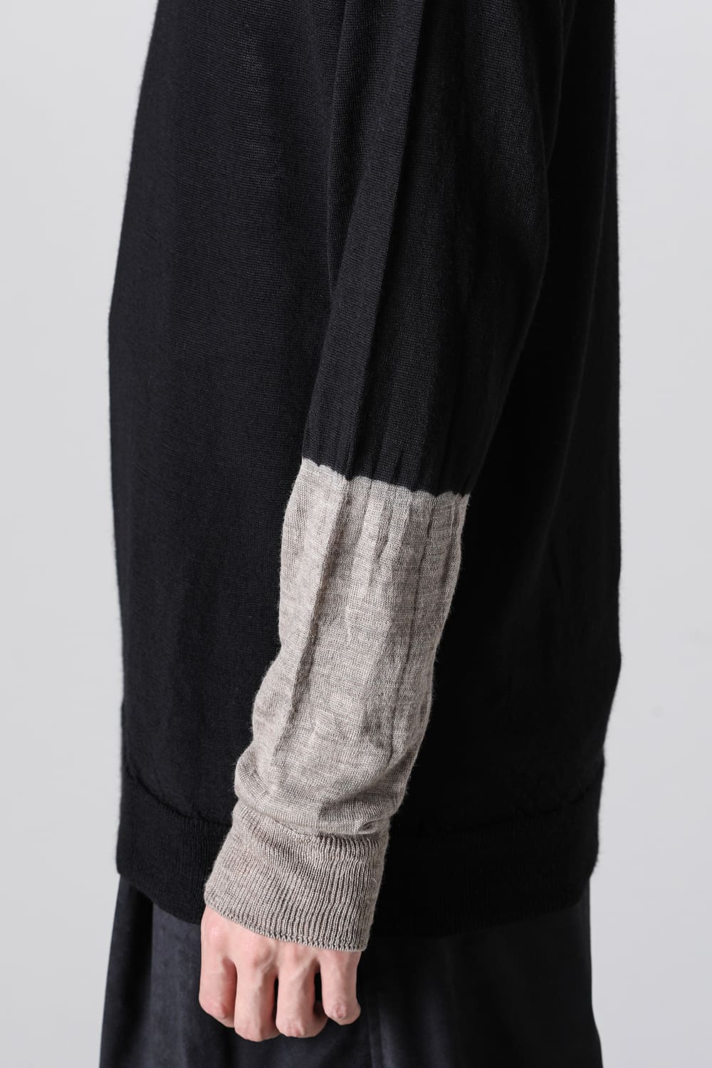 High Neck Pull Over Knit Black