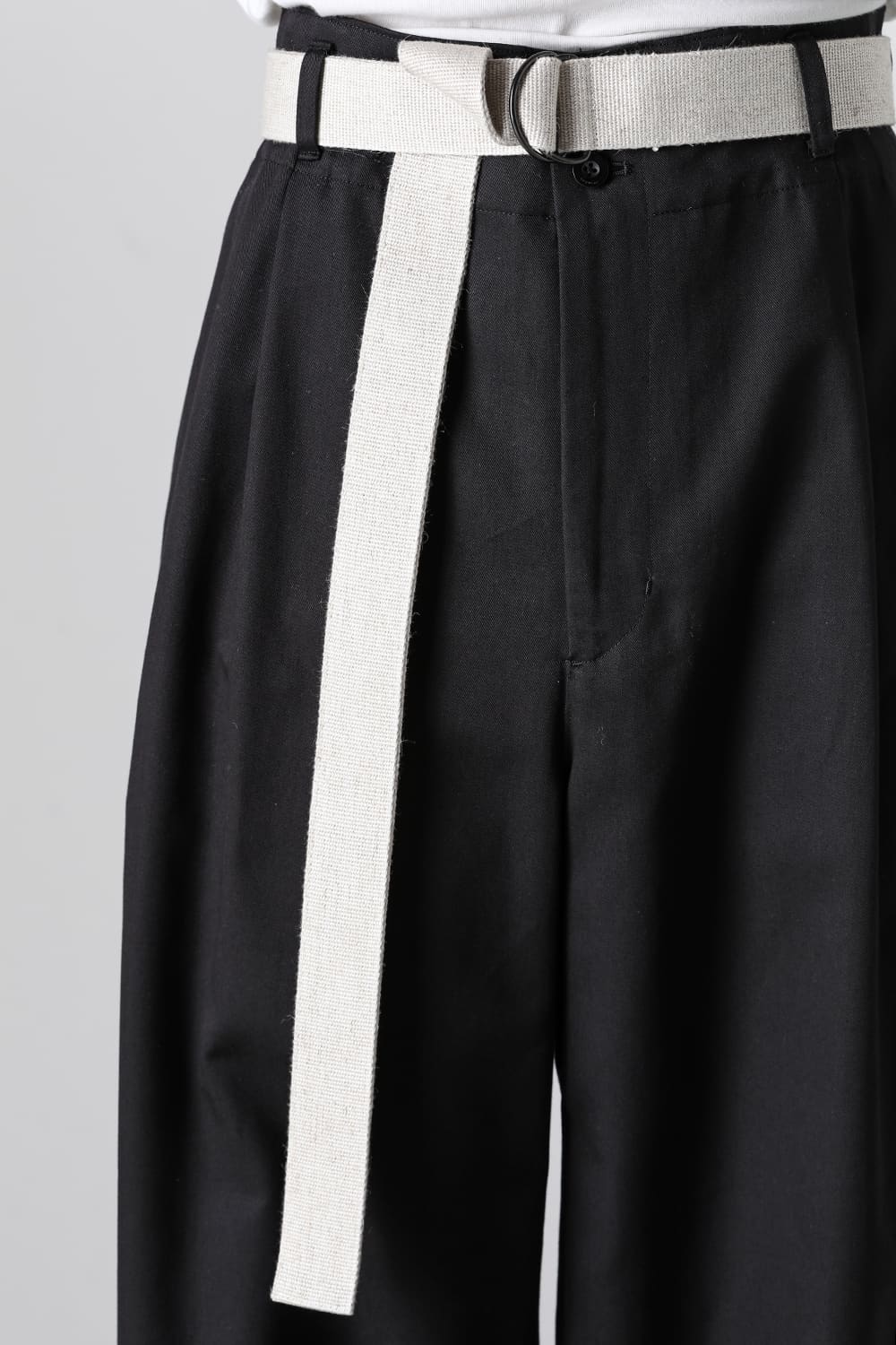 VOLUME PANTS WITH LINEN MIX BELT Black