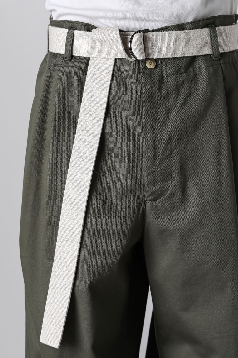 VOLUME PANTS WITH LINEN MIX BELT Olive