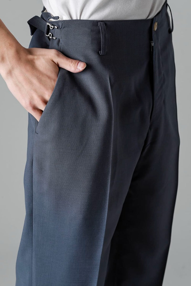 No Tuck Straight Pants （polyester wool）