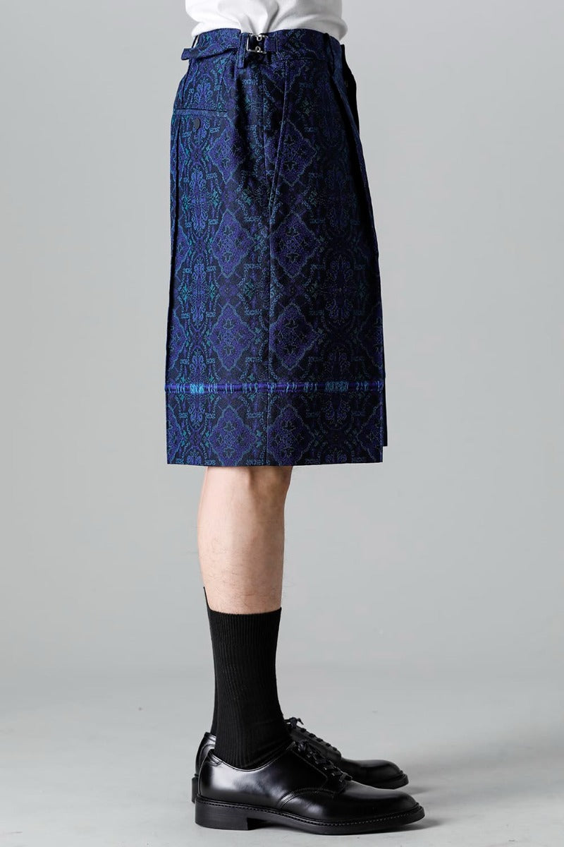 One Tuck Straight Shorts