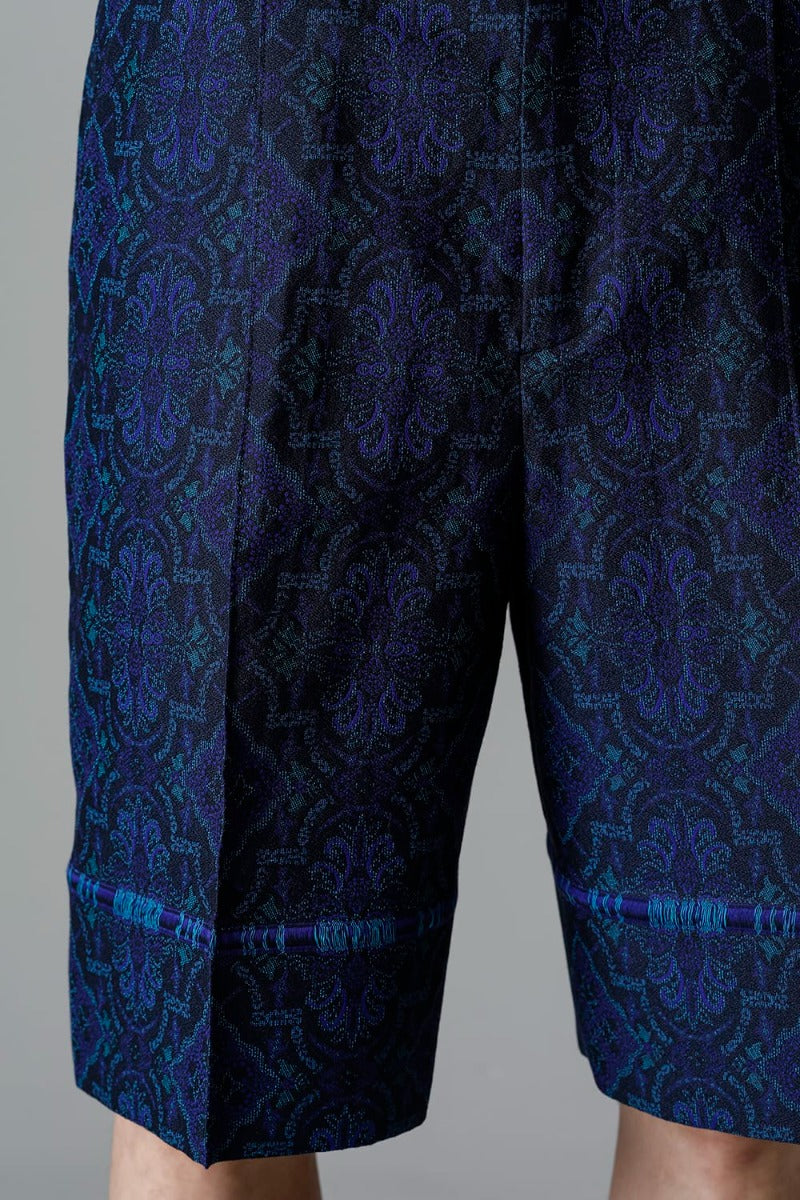 One Tuck Straight Shorts