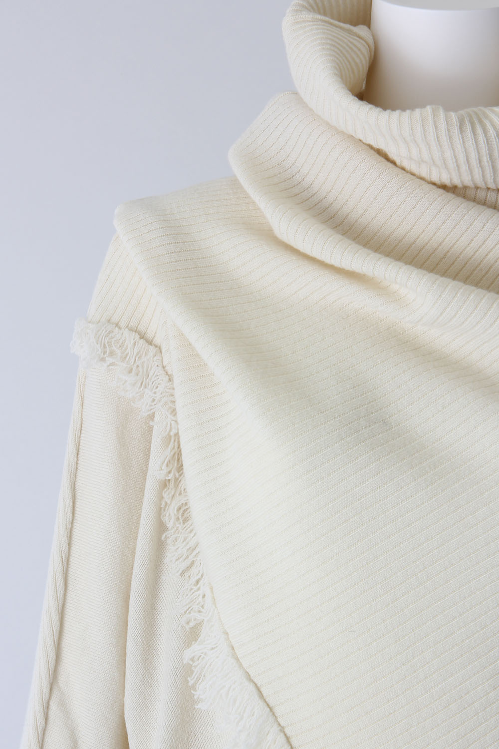 Deformed Fringe Knit - 17FK03