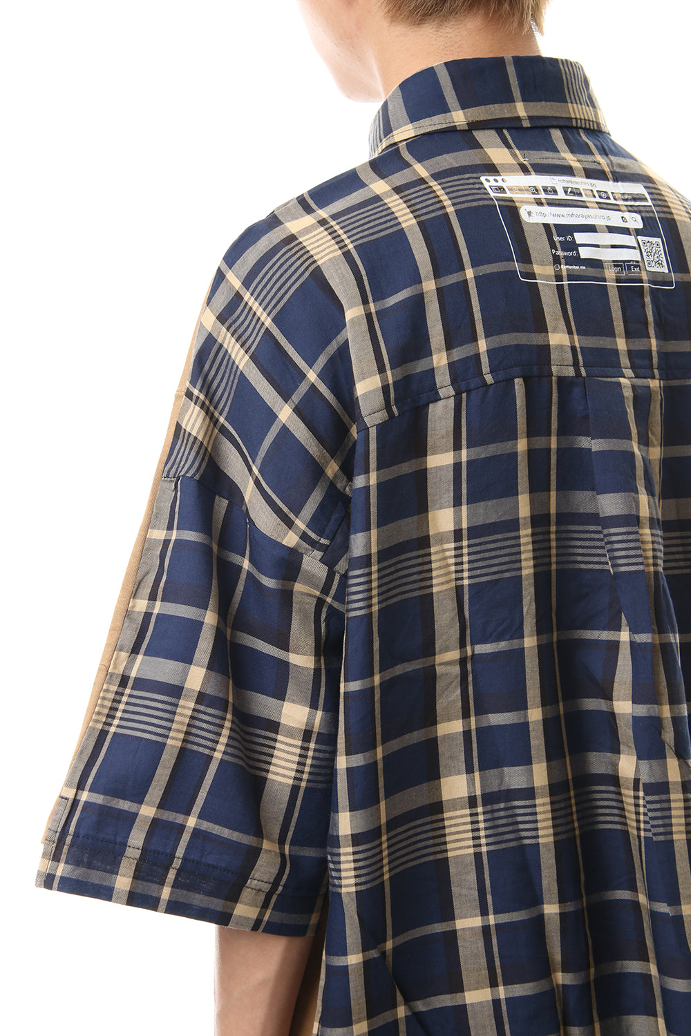 Shirt Docking Zip Slit T-shirt Beige