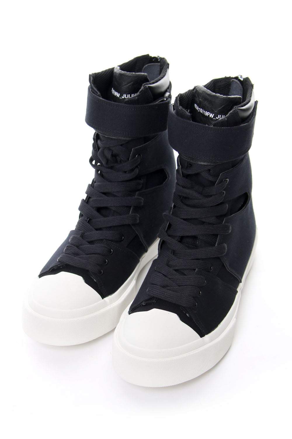 Canvas Strap Edge Sneaker