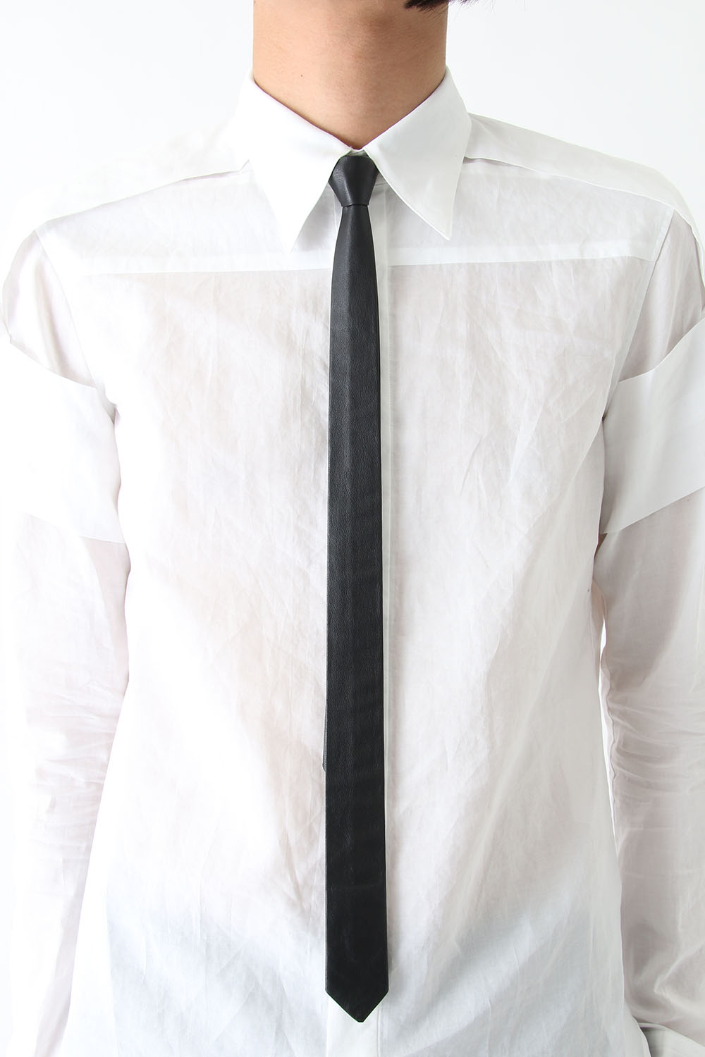 T.A.S  LAMB LEATHER NECK TIE (NARROW)