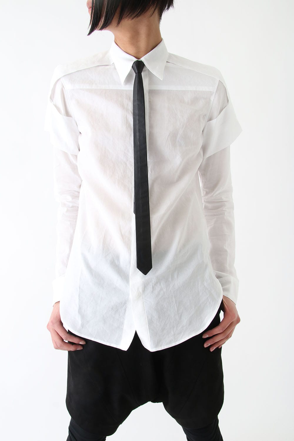 T.A.S  LAMB LEATHER NECK TIE (NARROW)