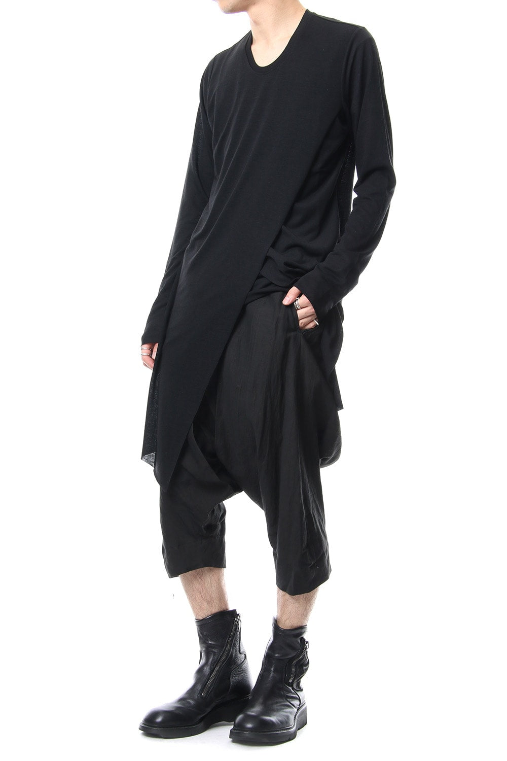 Crossed Layer Cut & Sewn