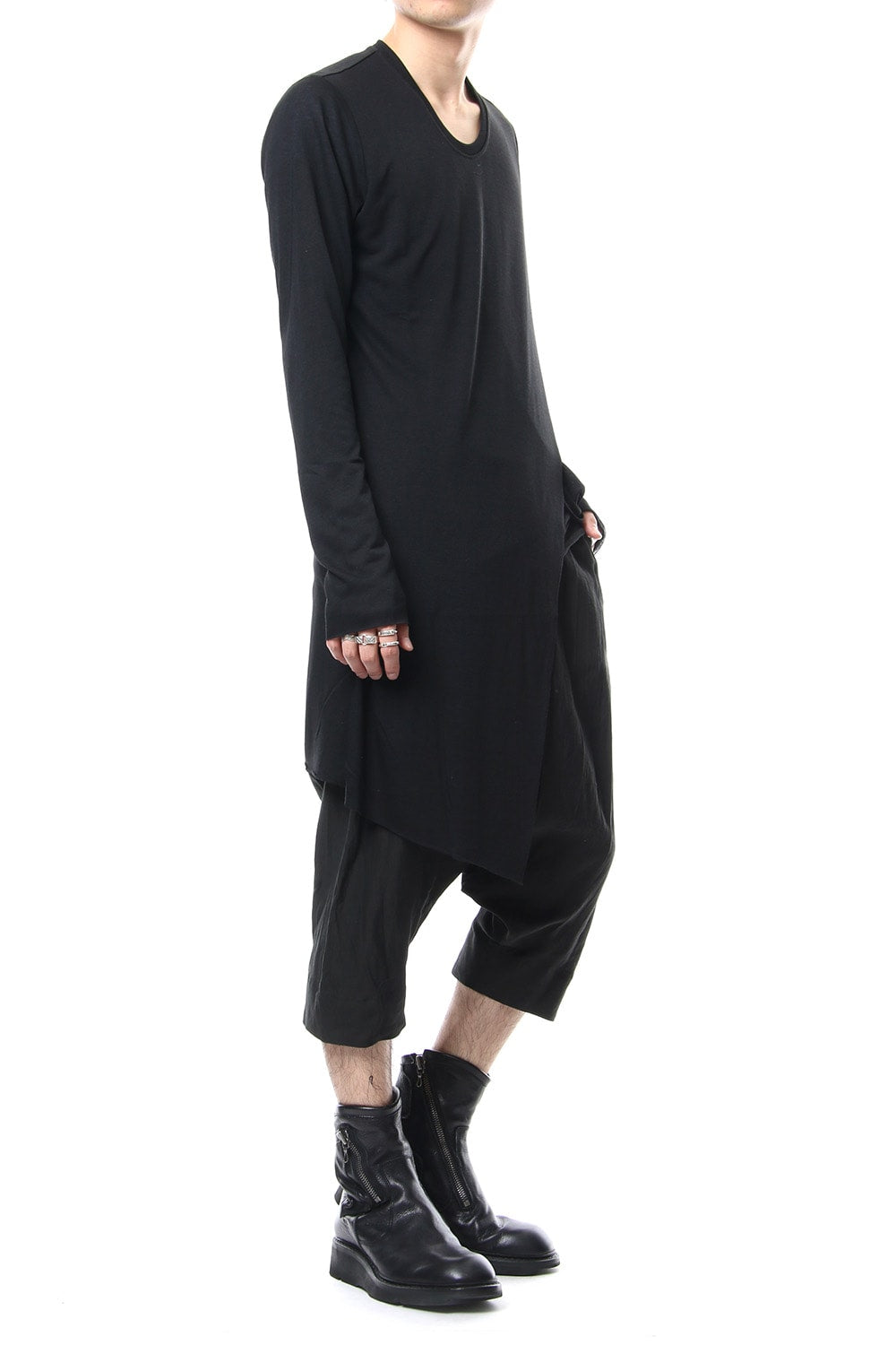 Crossed Layer Cut & Sewn