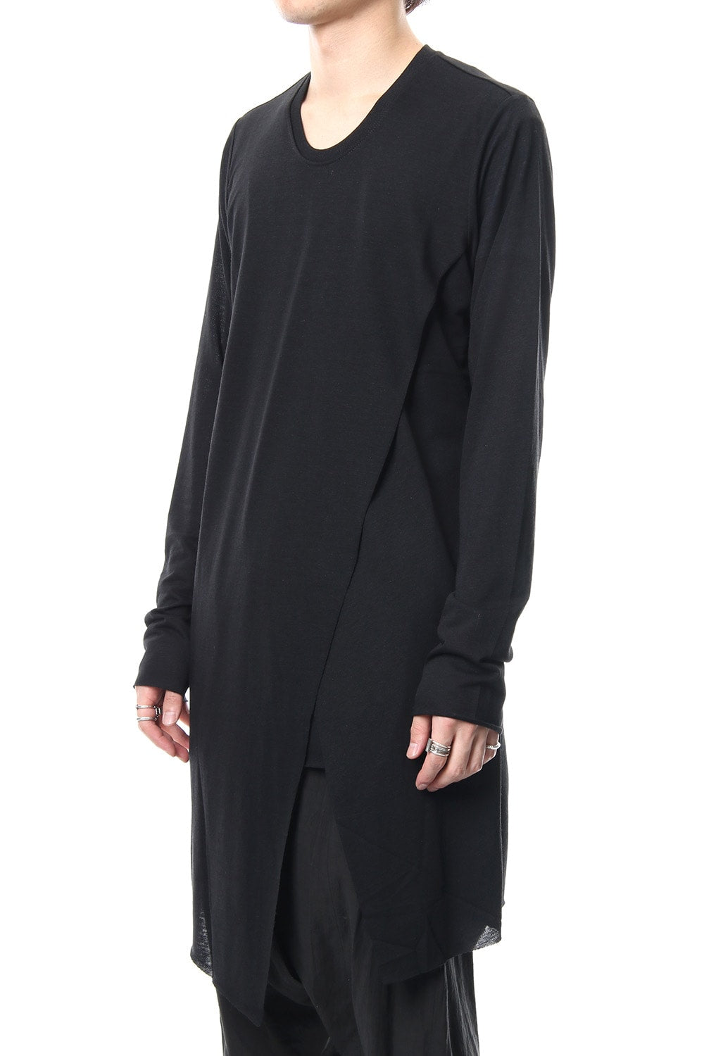 Crossed Layer Cut & Sewn