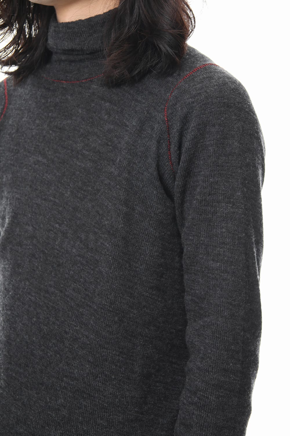 Rib knitting asymmetry turtleneck