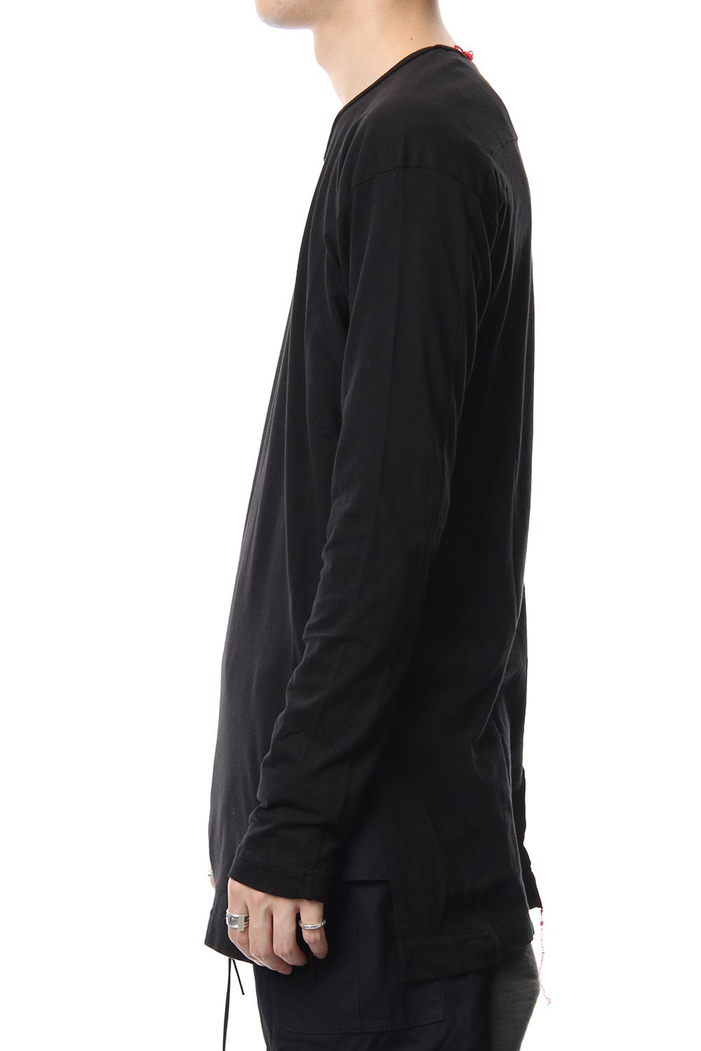 Product dyeing back center coloring stitching long sleeve T Black × Red