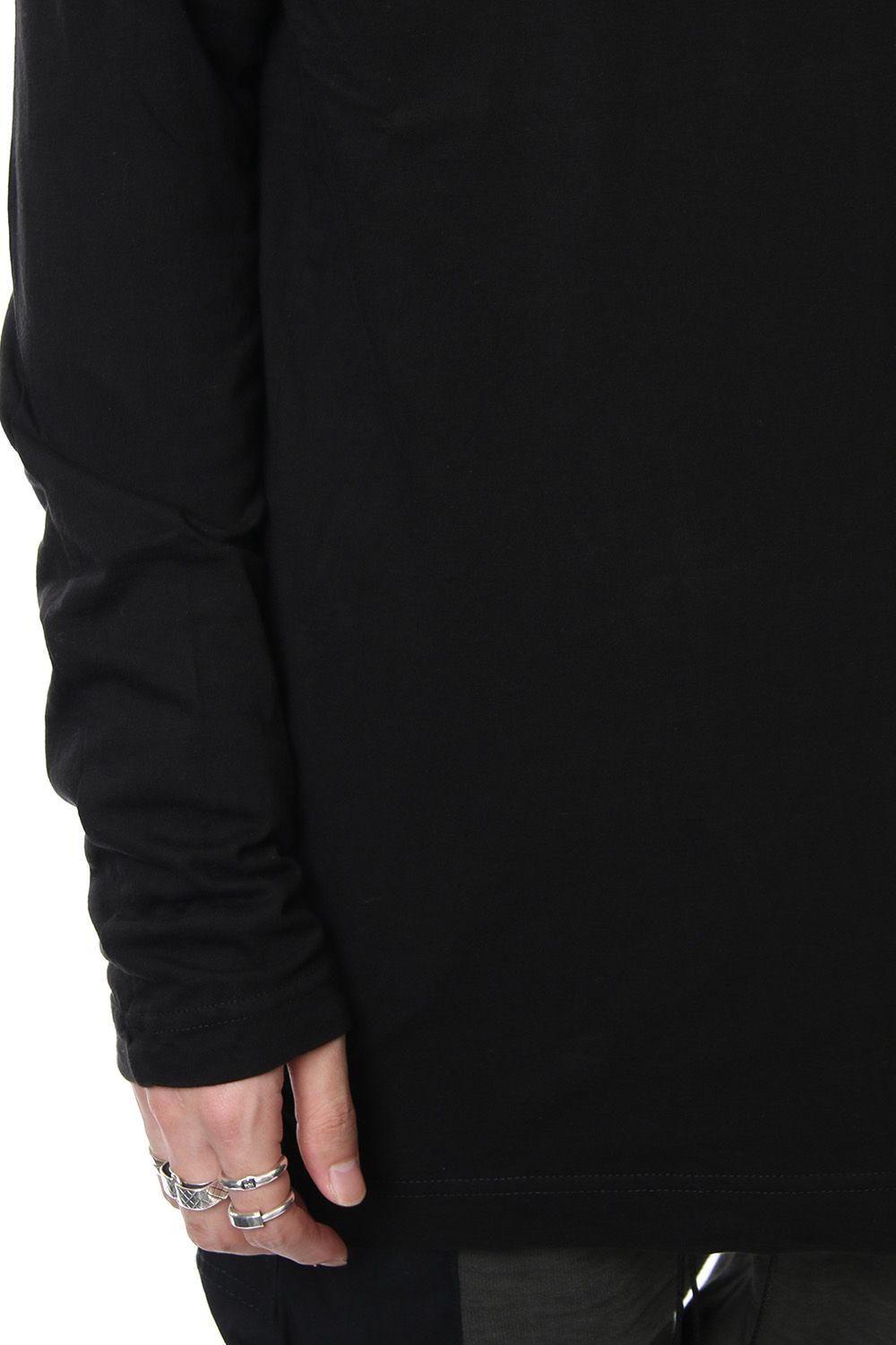 Product dyeing back center coloring stitching long sleeve T Black × Red