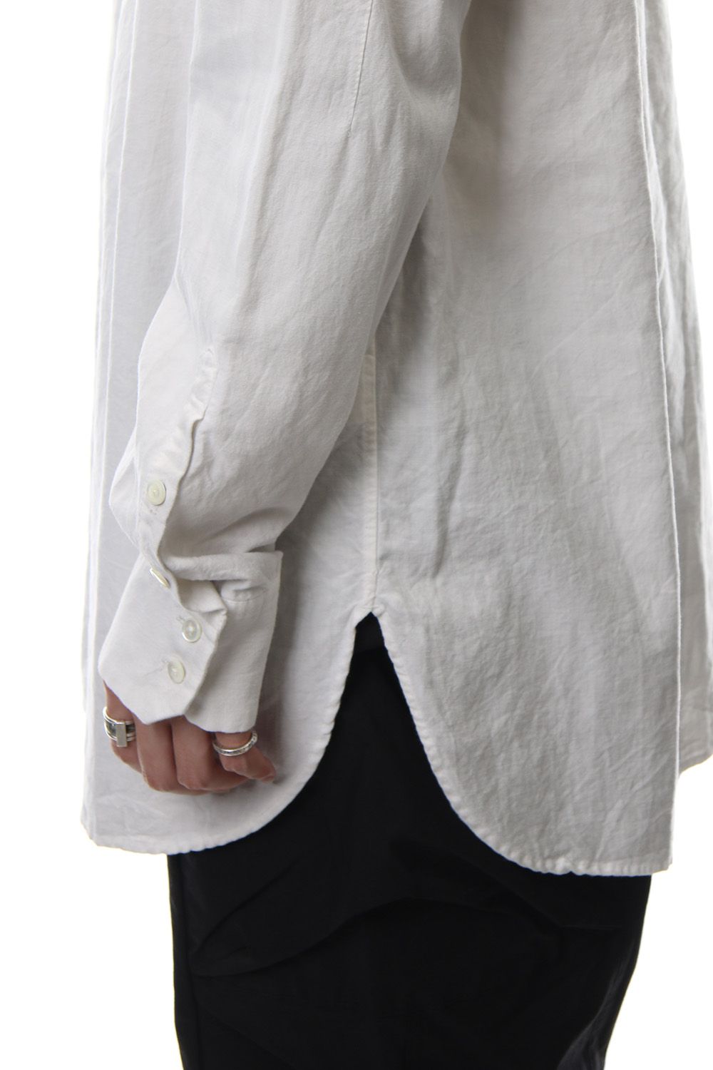 Irregular button shirt