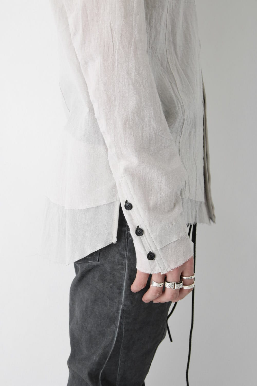 Silk Cotton Cut Off Shirt FASCINATE Exclusive Dusty White