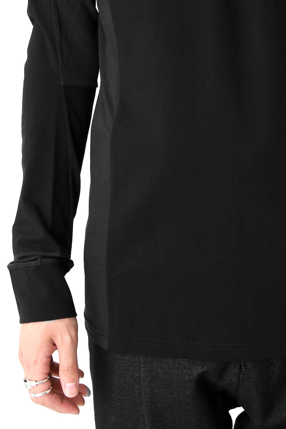 Long Sleeve Anatomical Cutting