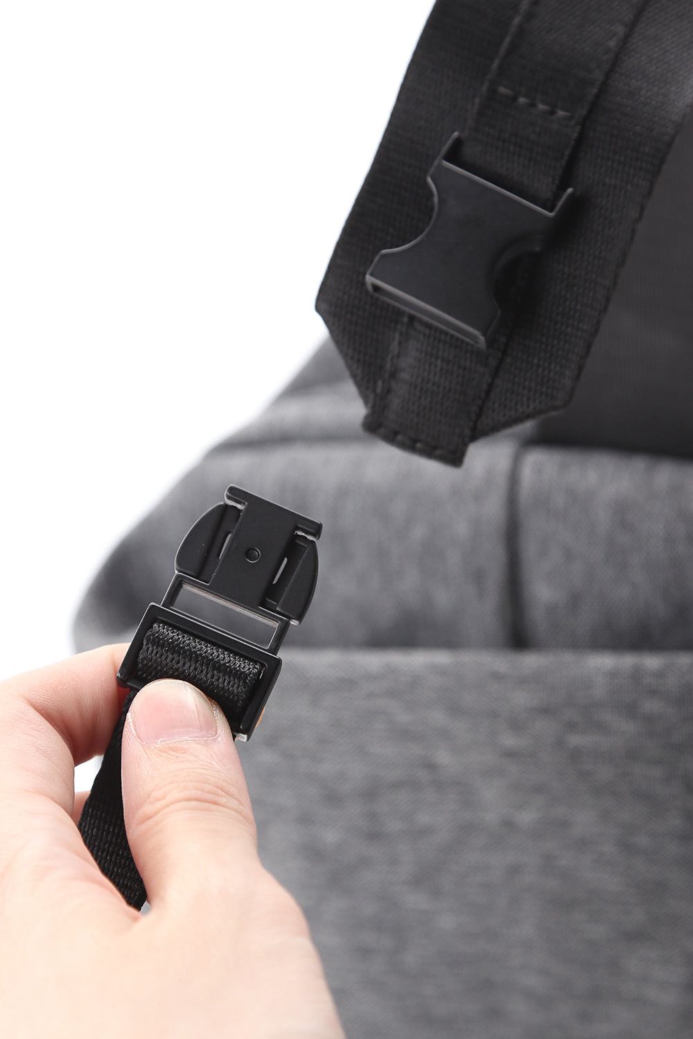 Isarau Black Melange