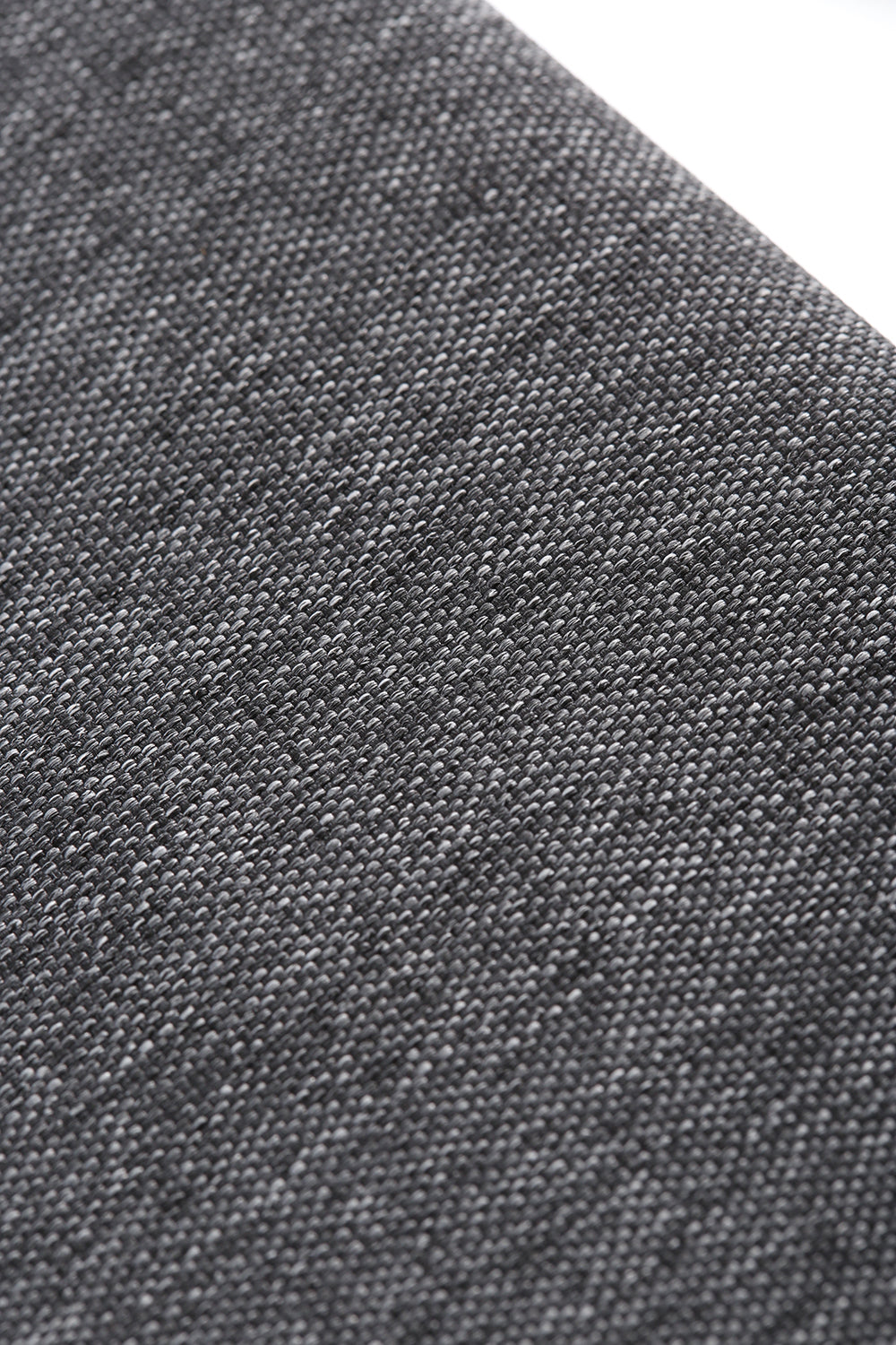 Isarau Black Melange