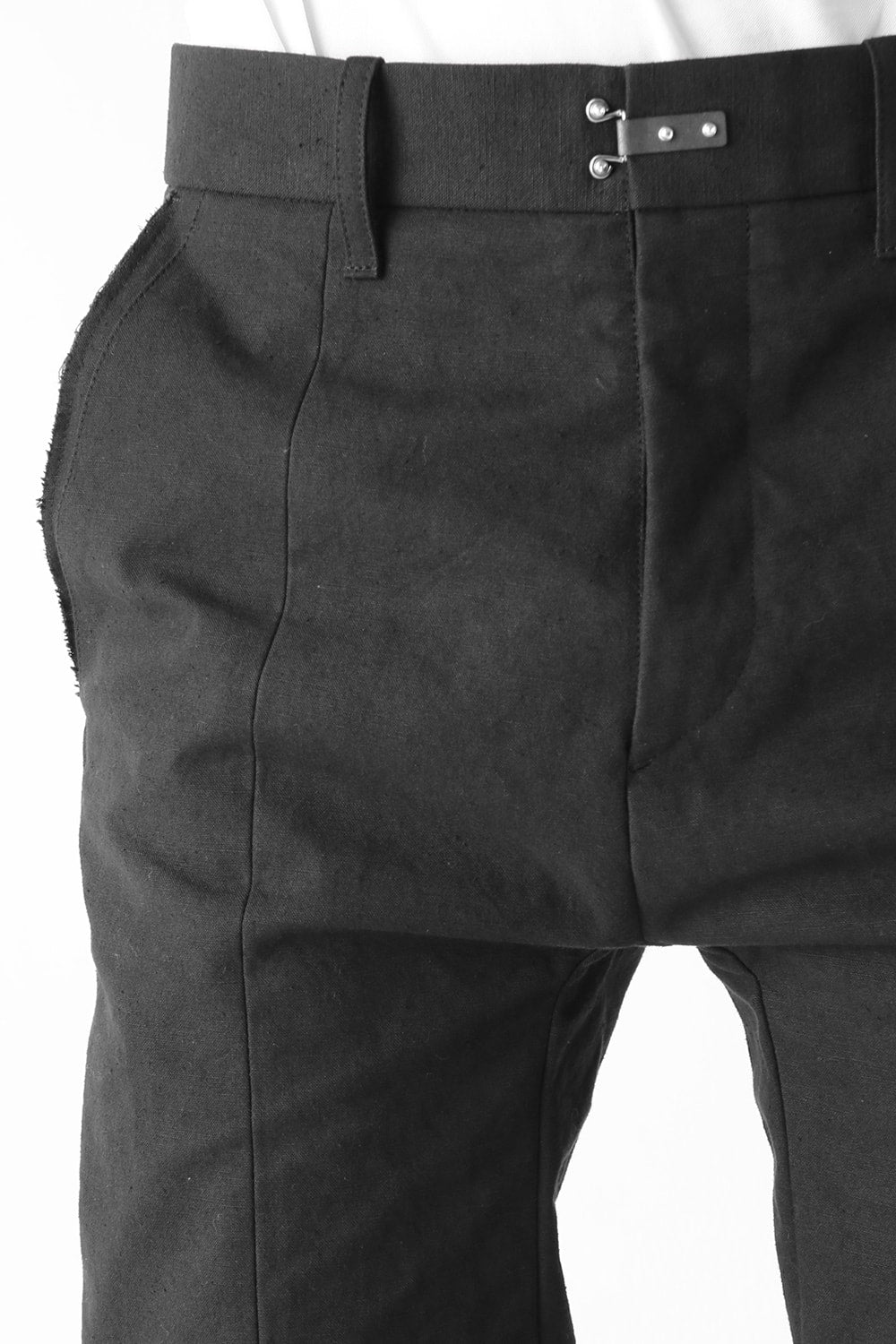 Semi curve trousers Black