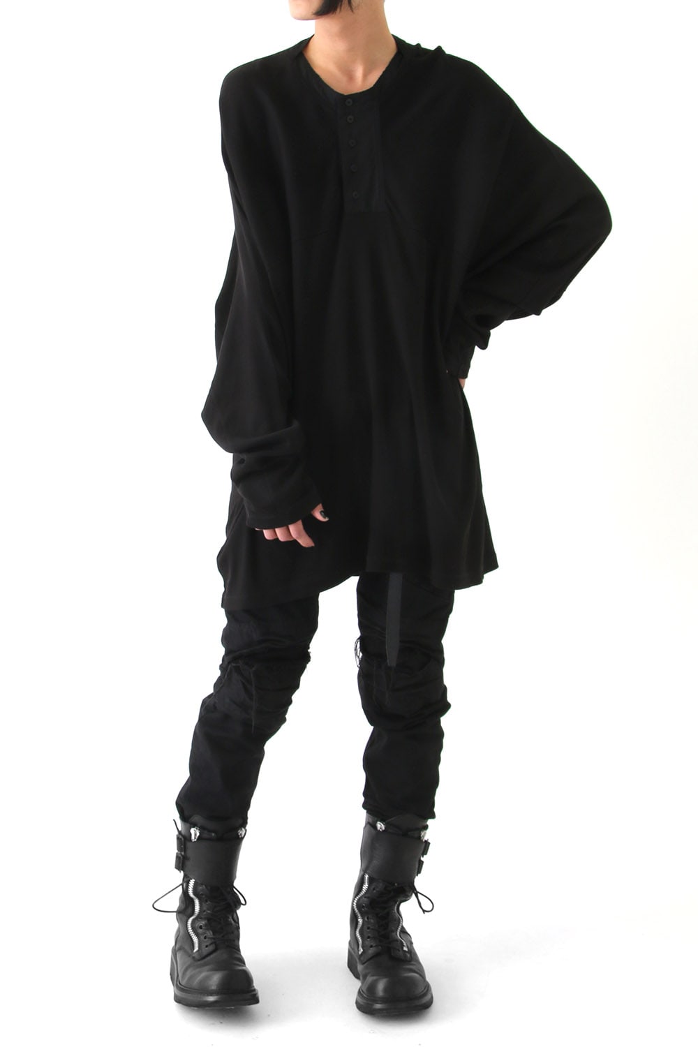 HENRY NECK OVER CUT-SEW