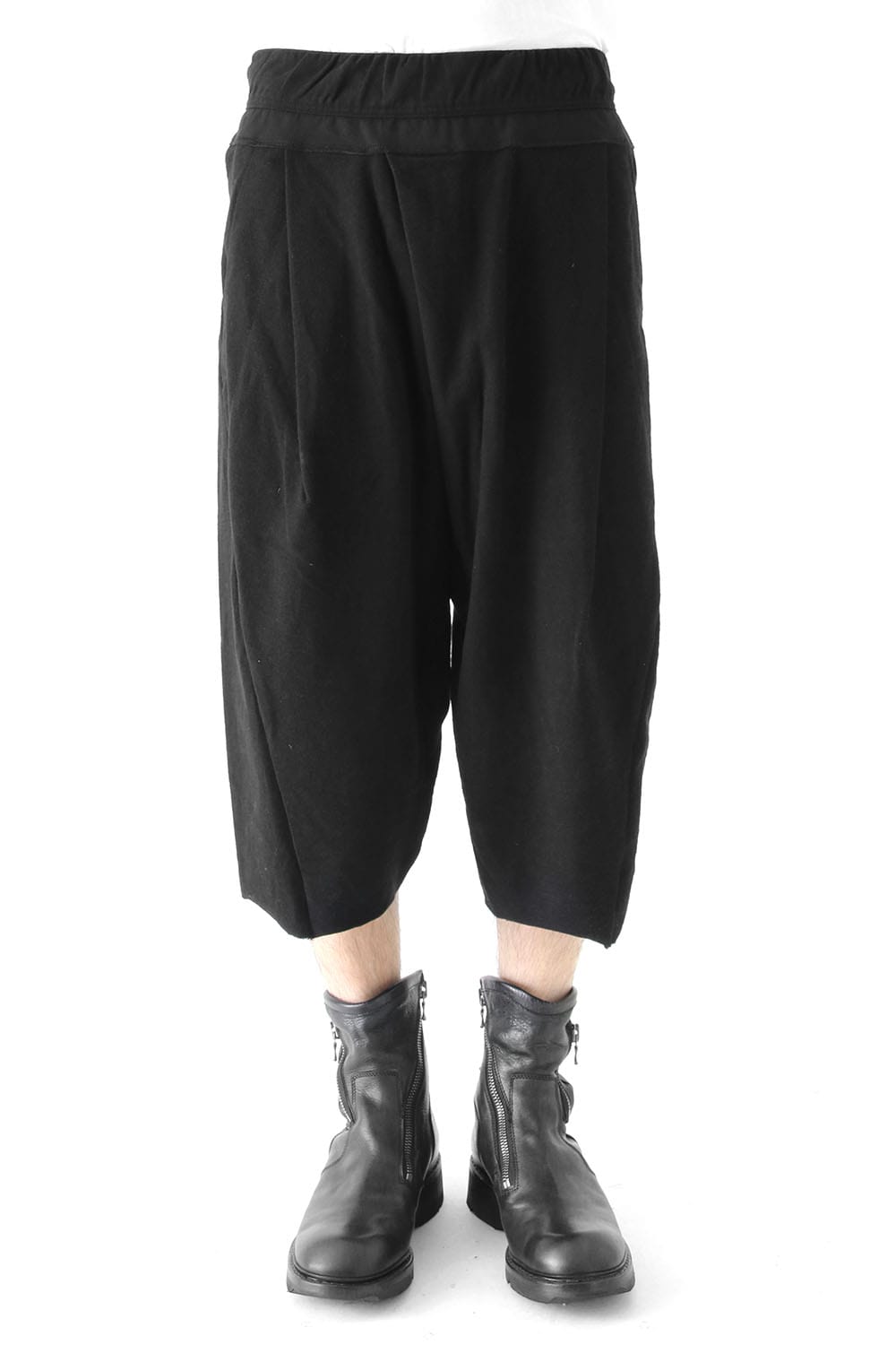 17PFW Tucked Baggy Pants