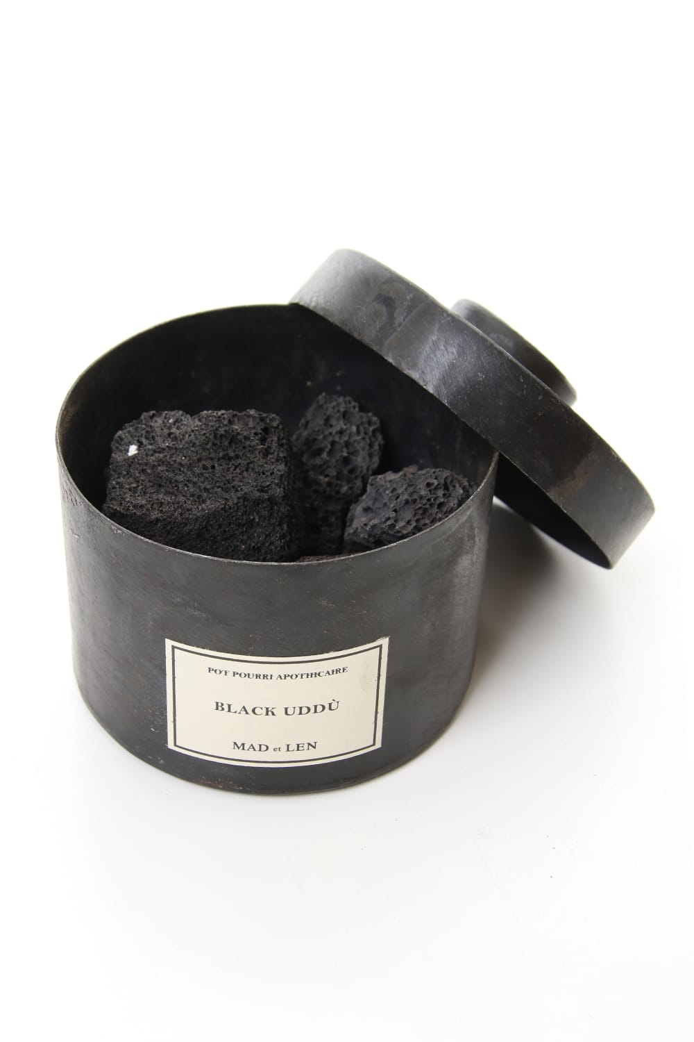 Black Uddu Pot Pourri Lava Rock Petit