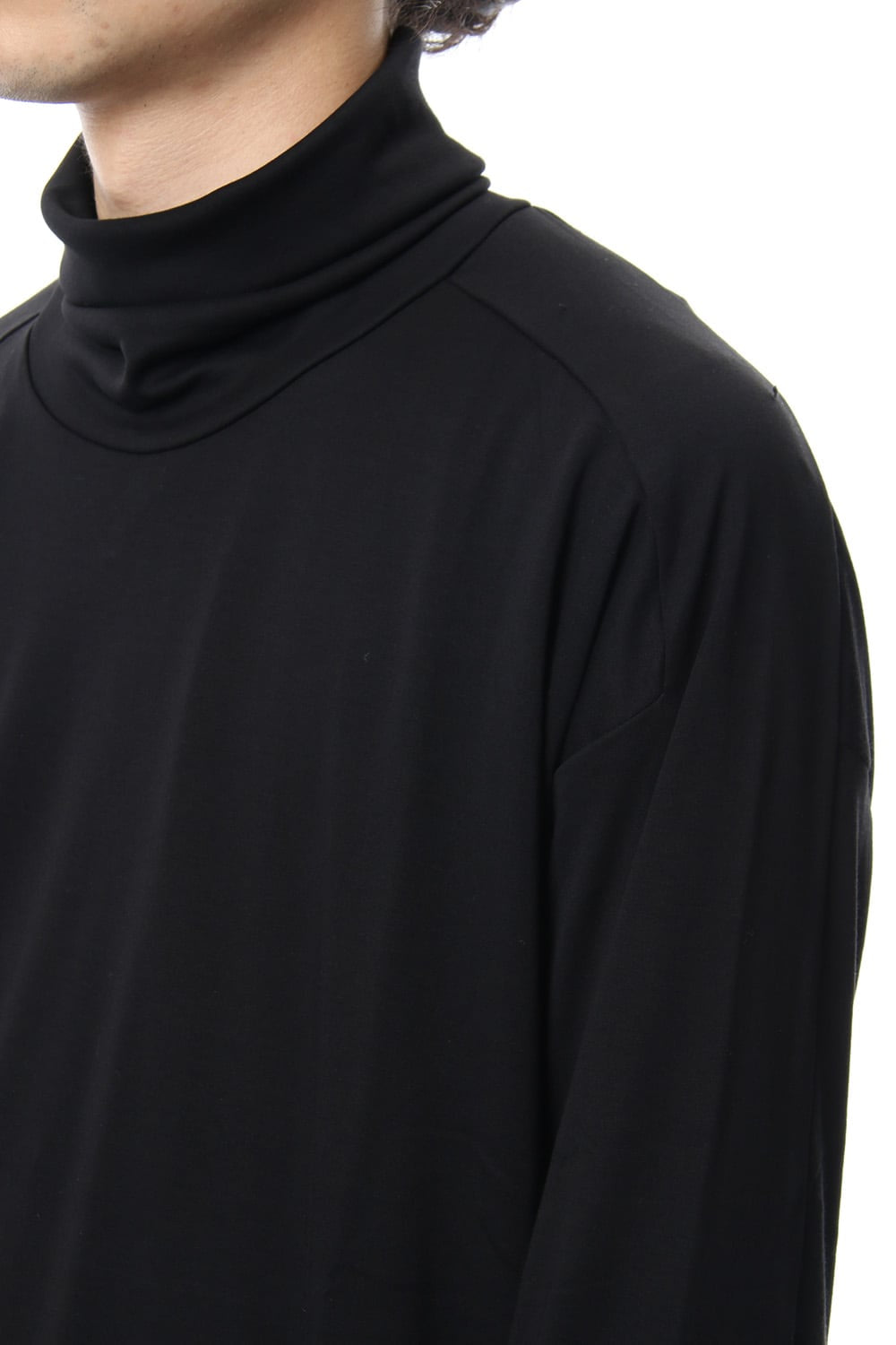 Smooth Turtleneck Long Sleeve T