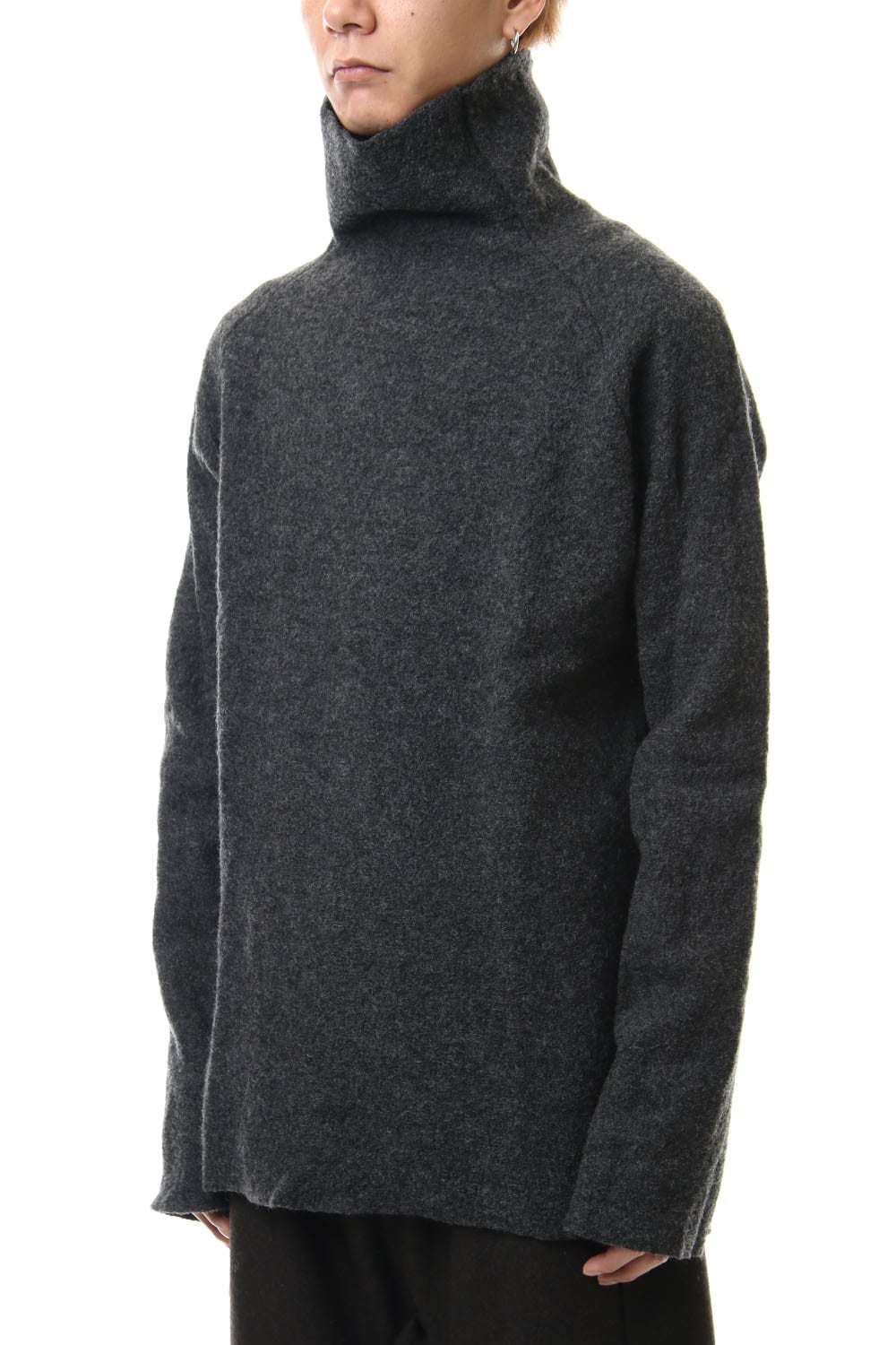 Boucle Bottle Neck L/S Knit D.Gray