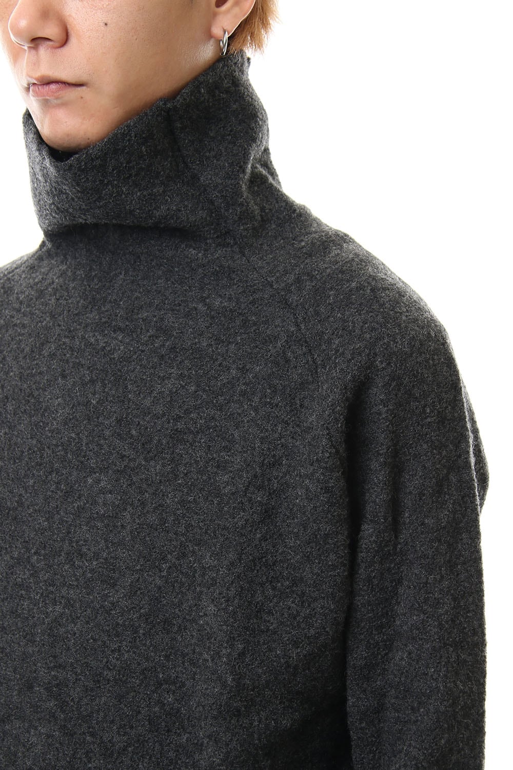 Boucle Bottle Neck L/S Knit D.Gray