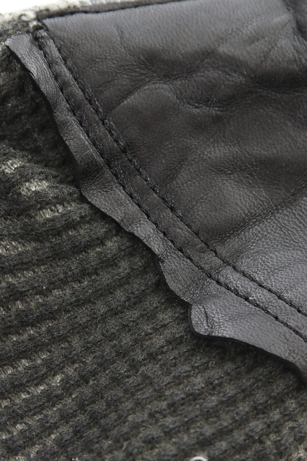 Leather × Heavy Waffle combination Backhand Grove