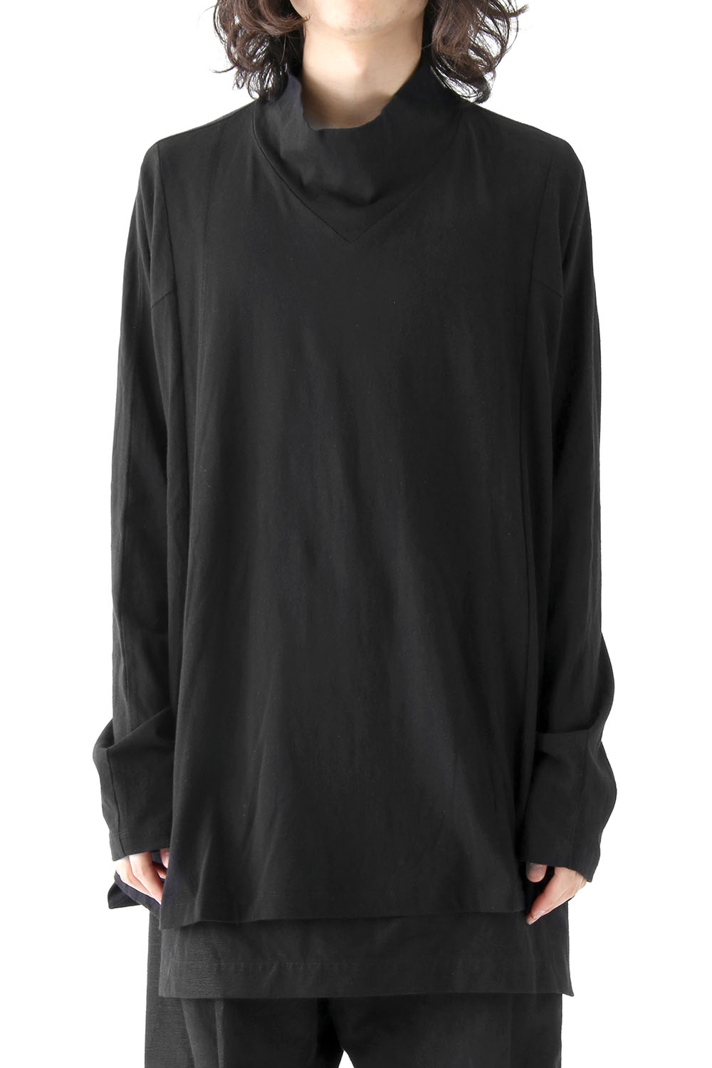 HIGH NECK SEAMED CUT & SEWN