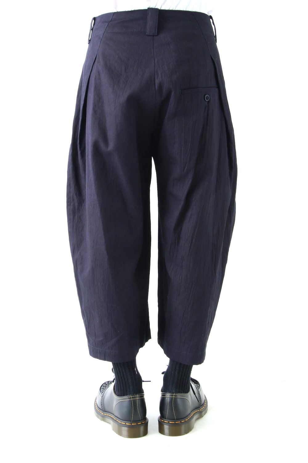 Side Tuck Pants