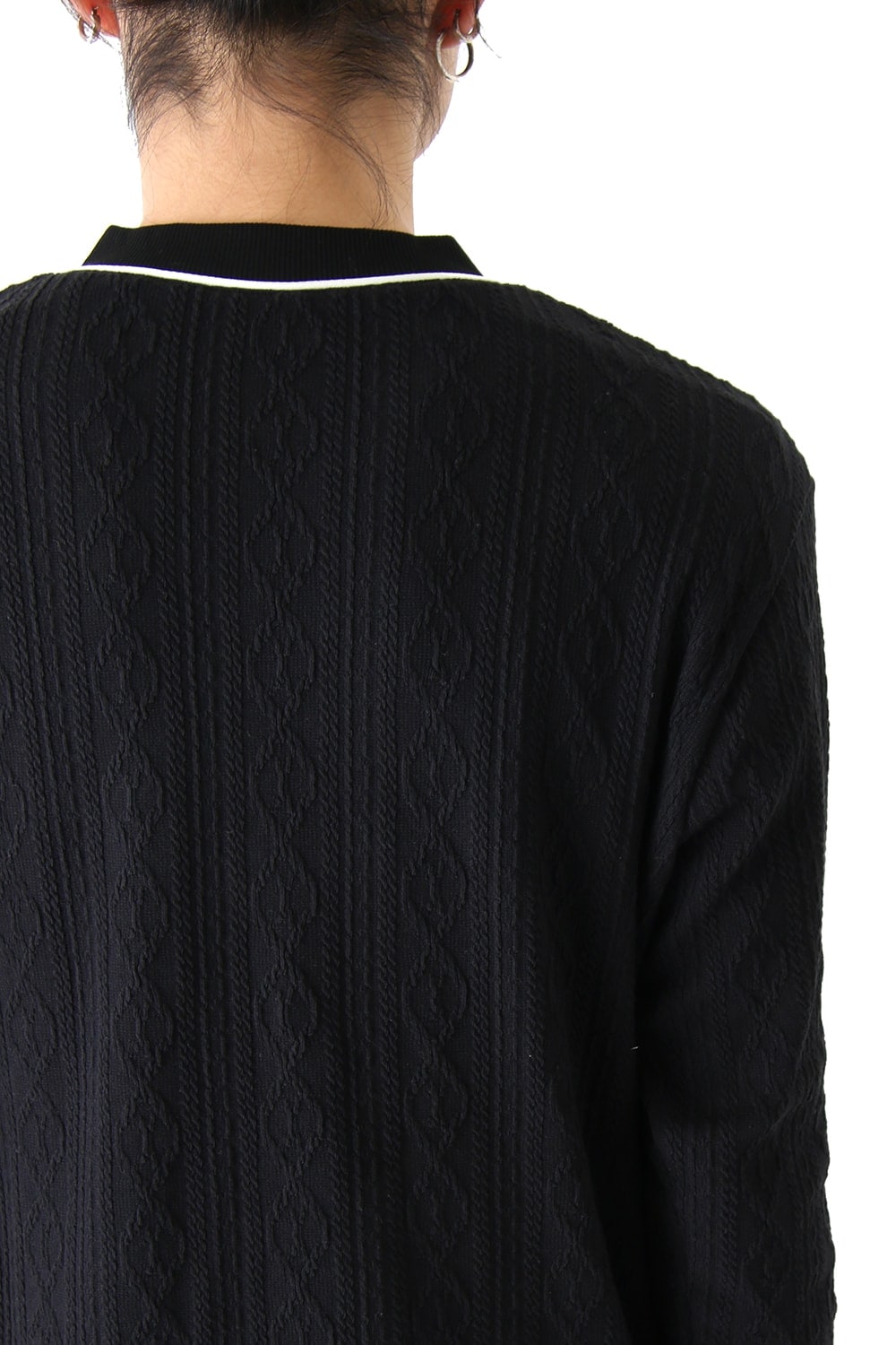 LIGHTケーブル V NECK KNIT (BLACK)