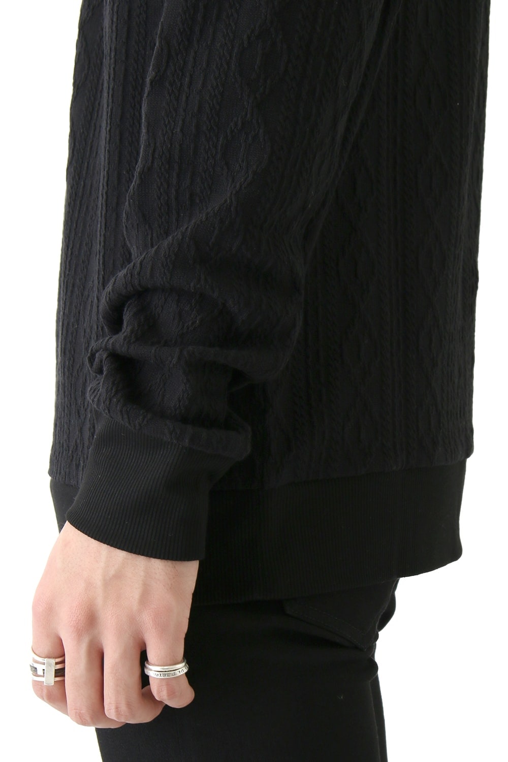 LIGHTケーブル V NECK KNIT (BLACK)