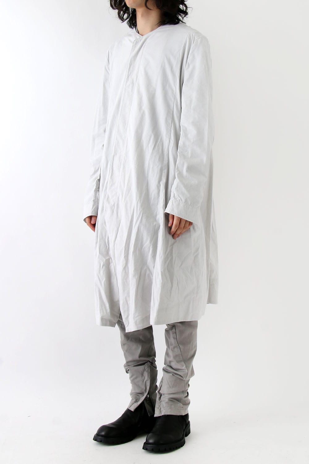 SEAMED COLLARLESS SHIRT COAT