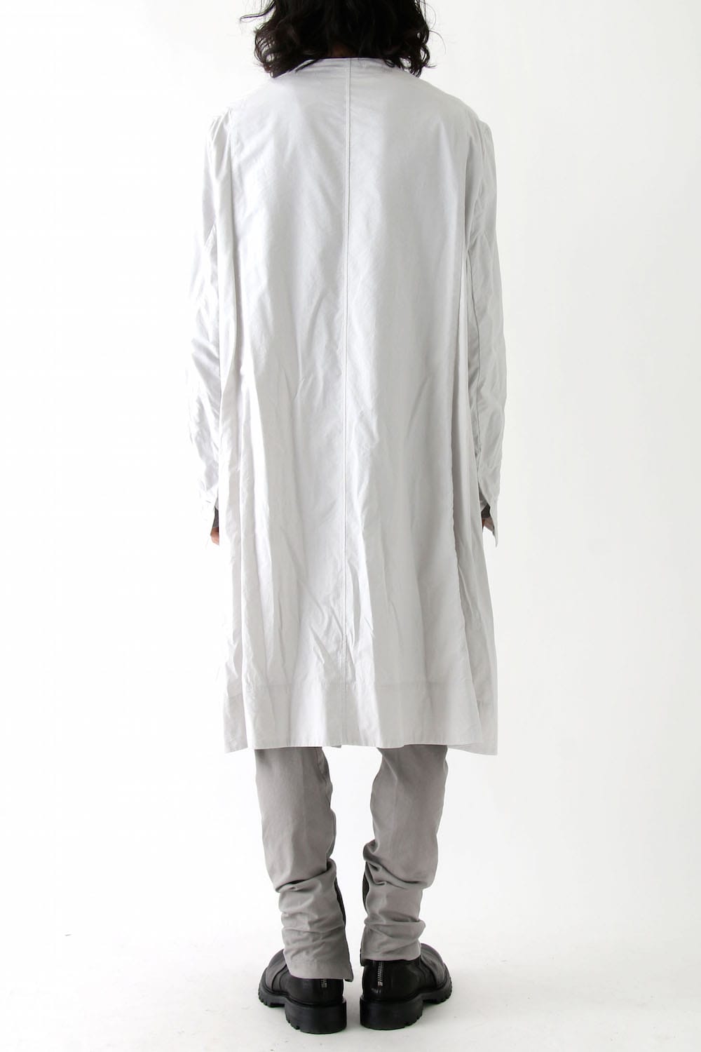 SEAMED COLLARLESS SHIRT COAT