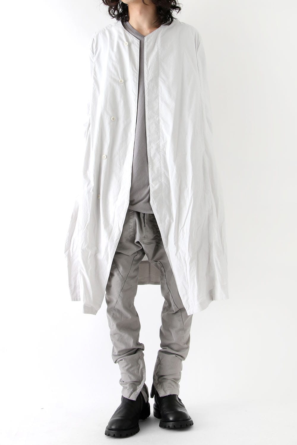 SEAMED COLLARLESS SHIRT COAT