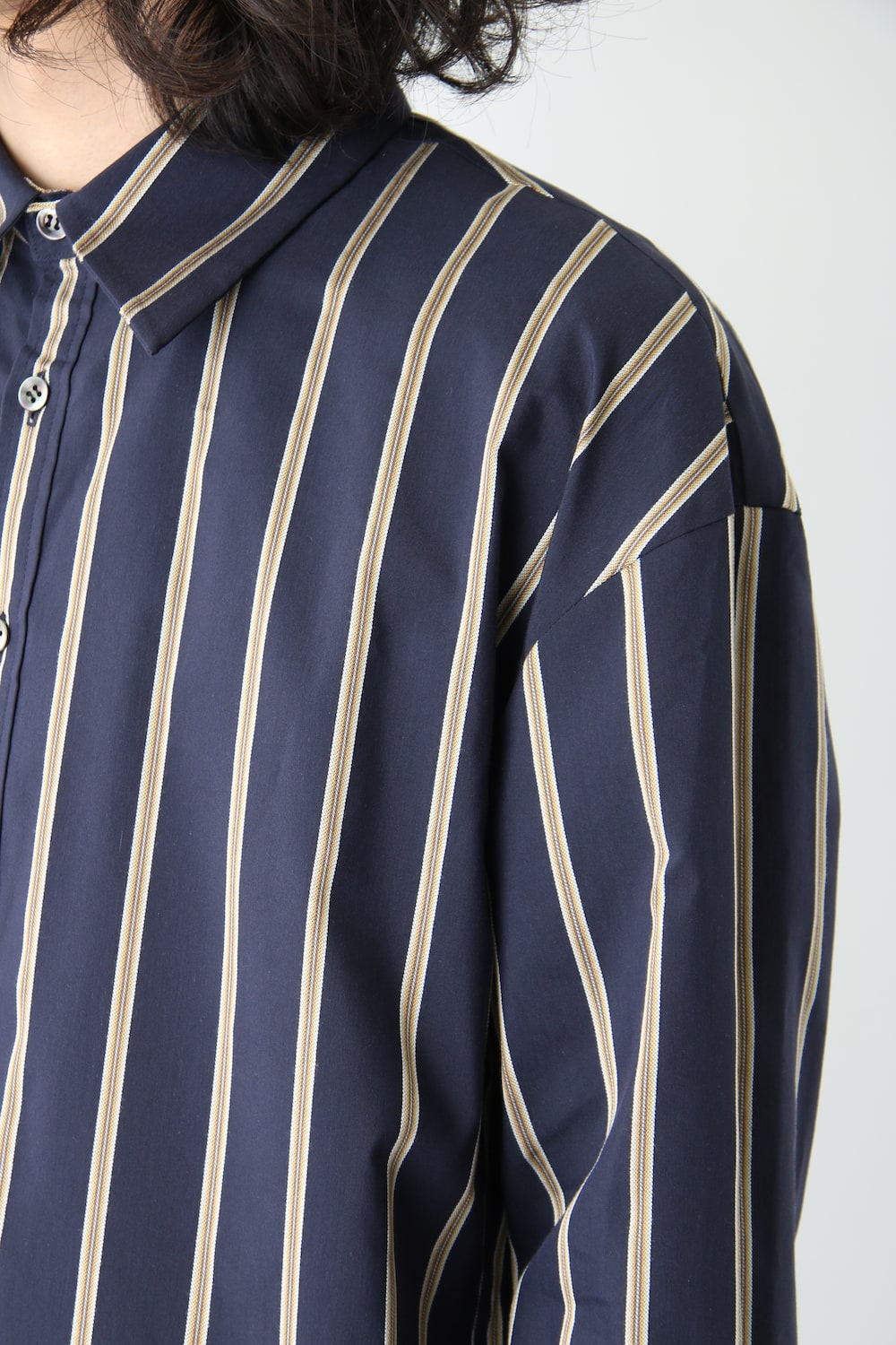 LINE STRIPE LOOSE SHIRTS