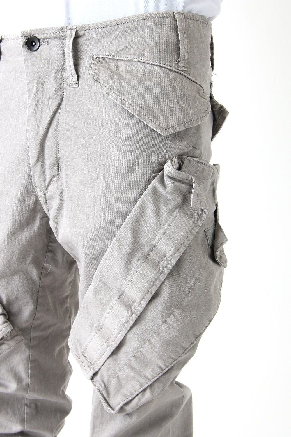 VERTICAL GASMASK CARGO PANTS