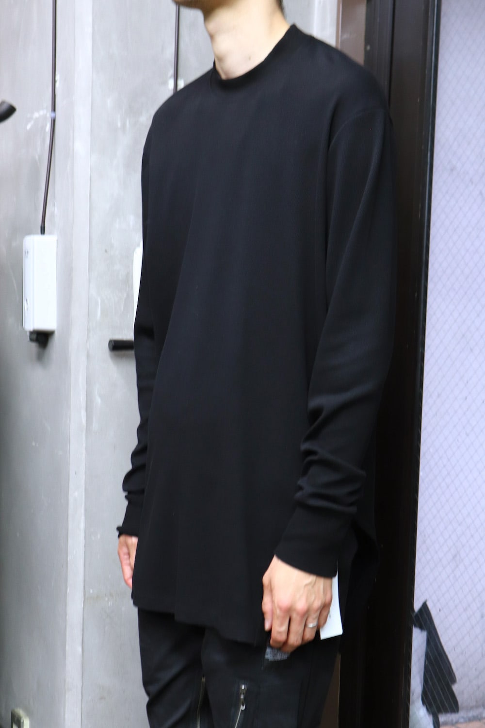 FRAMED HEM SHIRT Black