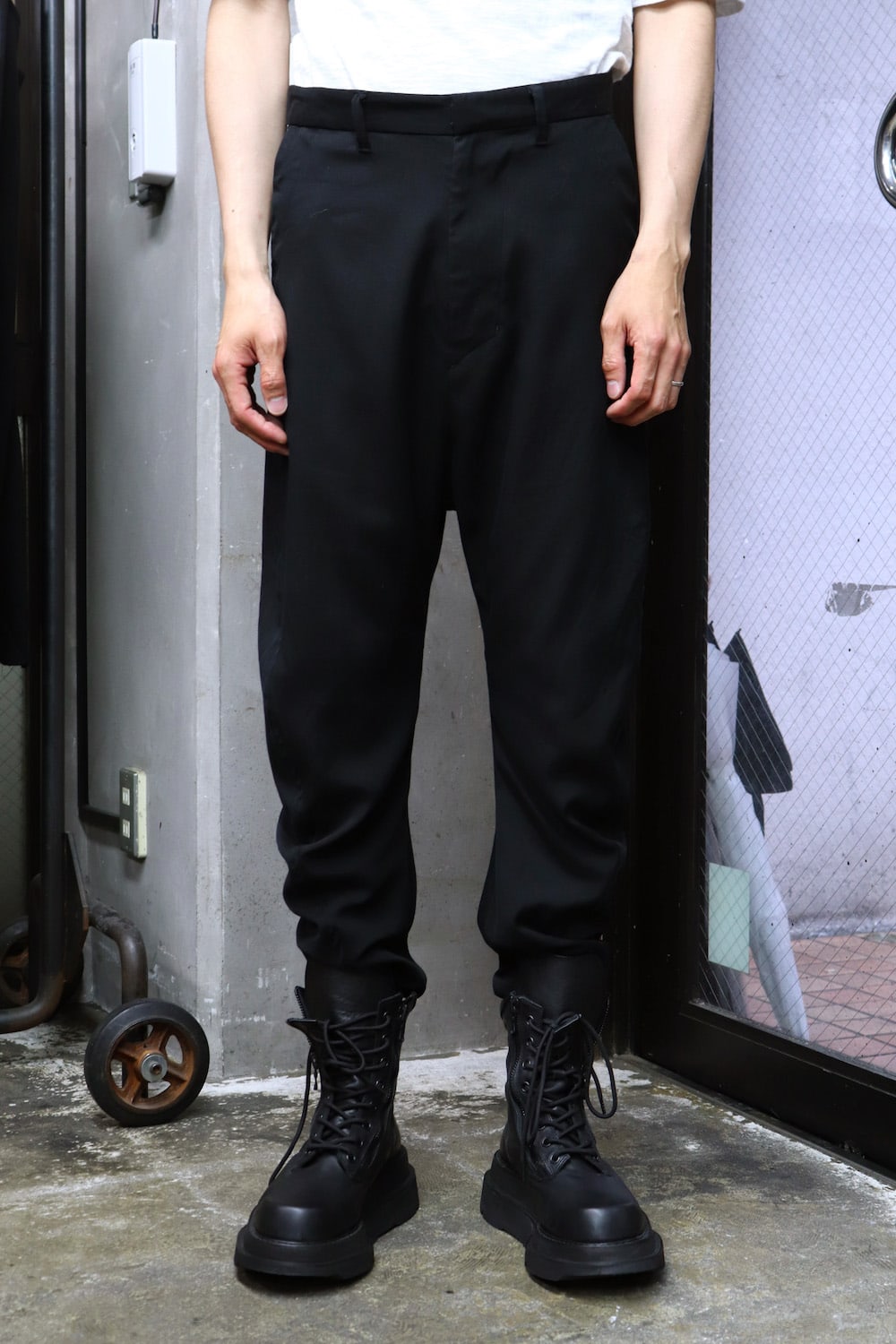 CURVED TROUSERS Black