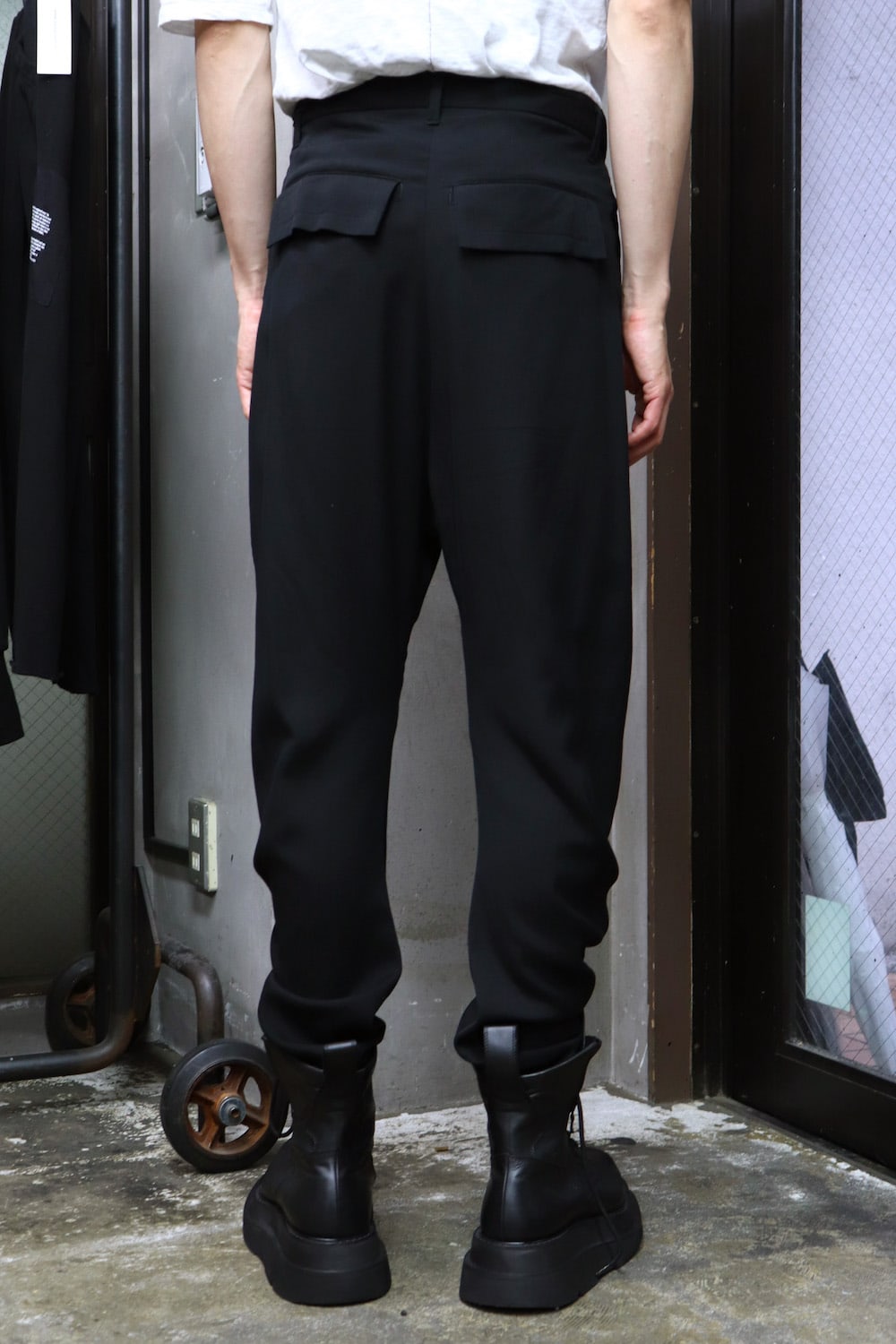 CURVED TROUSERS Black
