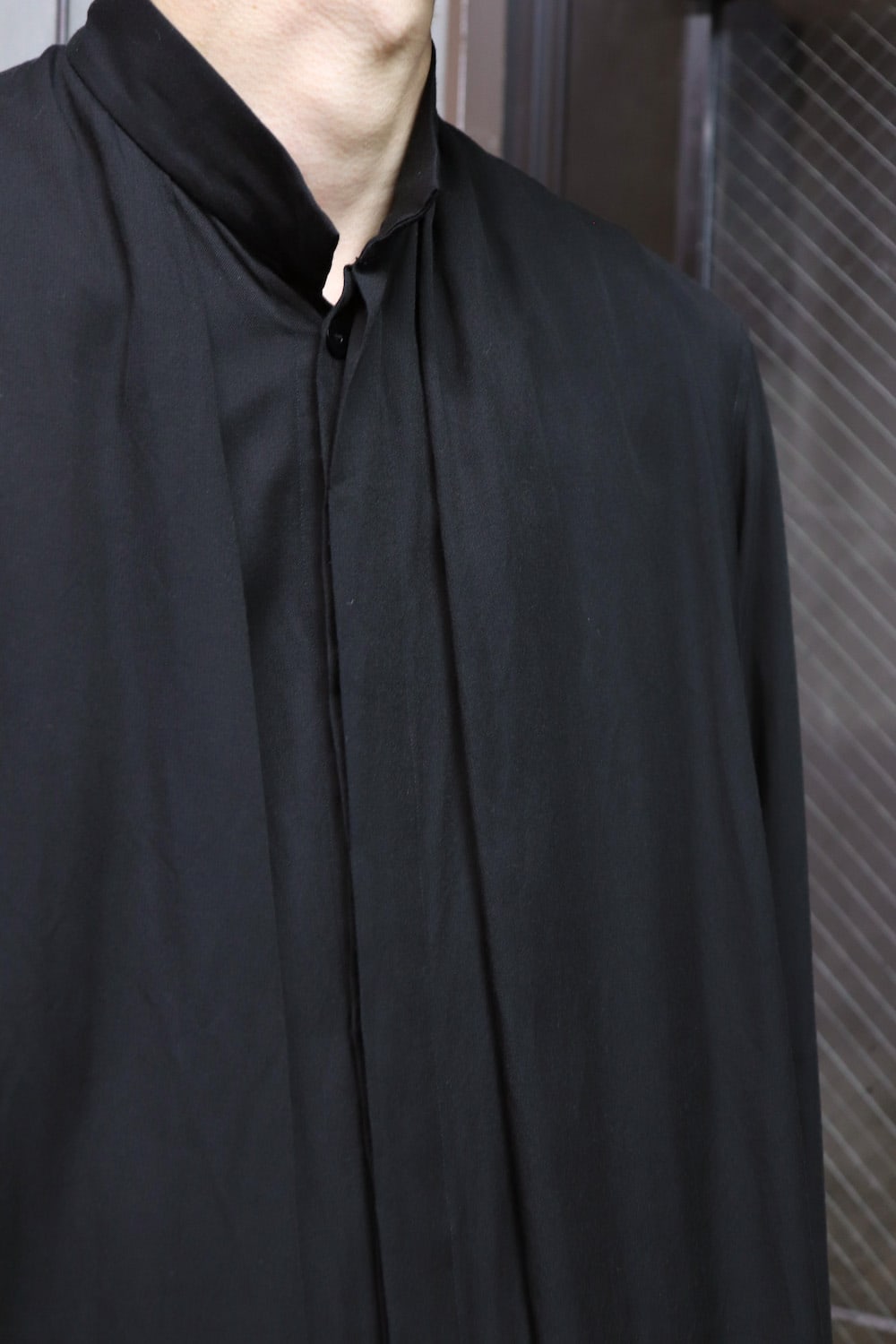 FRONT TUCK SHIRT Black