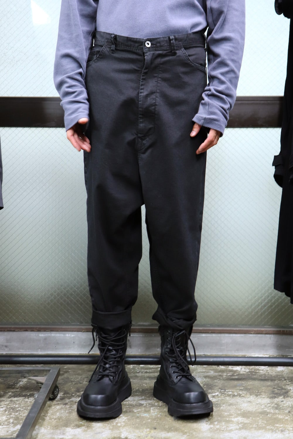 LOW CROTCH BAGGY PANTS Charcoal