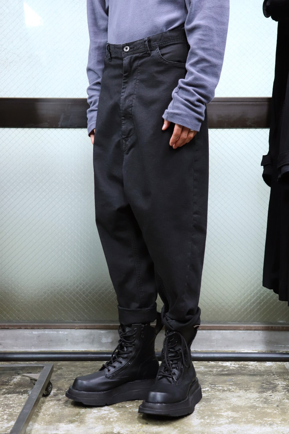 LOW CROTCH BAGGY PANTS Charcoal