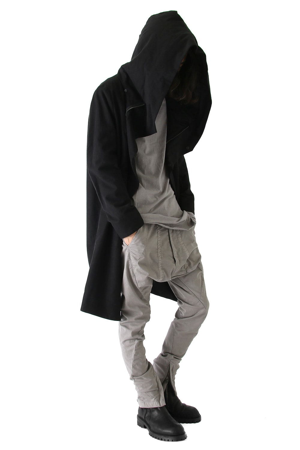 SEAMED FRONT CROTCH PANTS